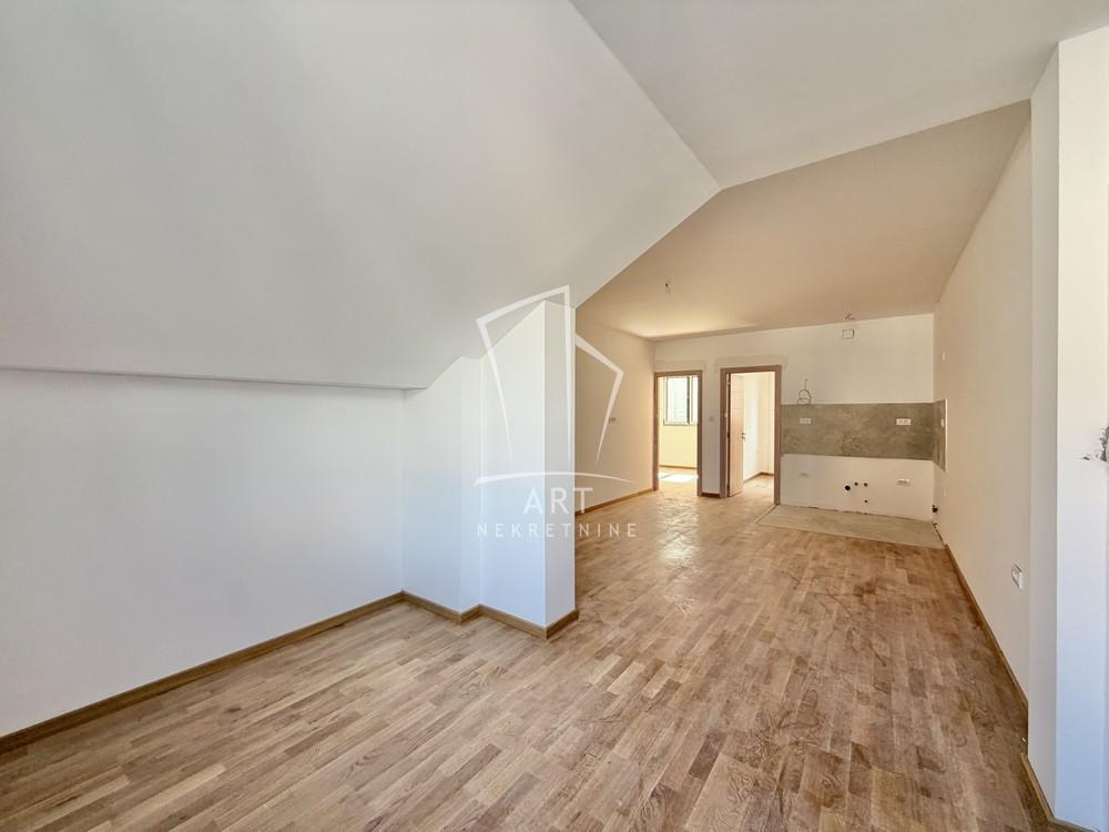 Slika 2 - Dušana Dude Timotijevića, Trosoban stan na prodaju, 55m2, 132.000€