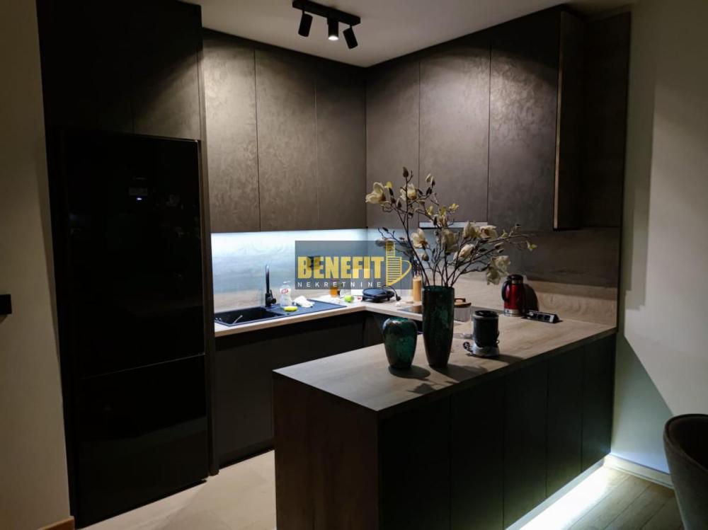 Slika 10 - Četvorosoban stan na prodaju, 90m2, 276.000€