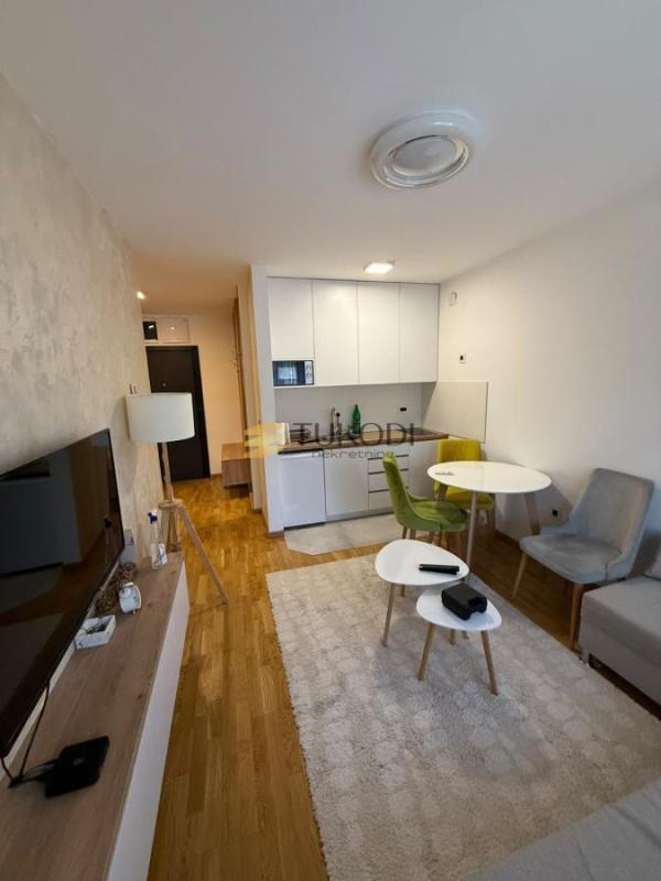 Slika 1 - Jednoiposoban stan na prodaju, 31m2, 108.000€