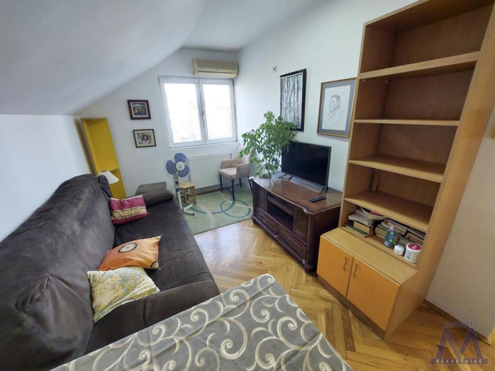 Glavna slika -Jednoiposoban stan na prodaju, 33m2, 102.000€