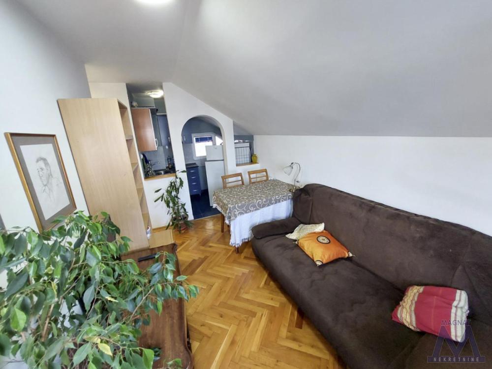 Slika 2 - Jednoiposoban stan na prodaju, 33m2, 102.000€