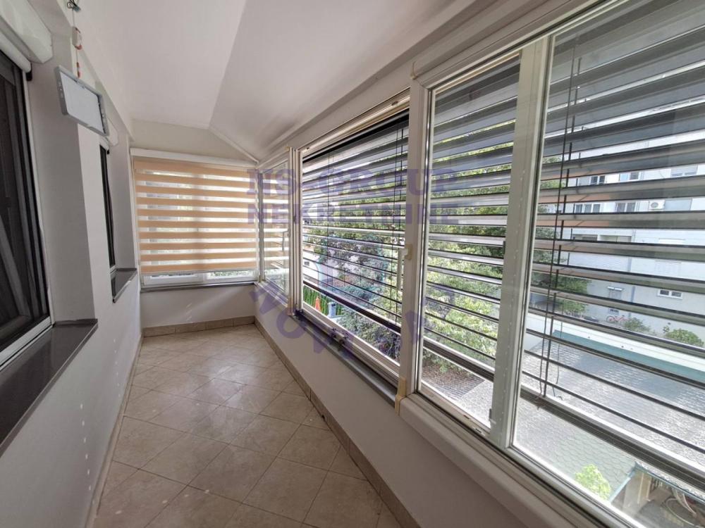 Slika 5 - Bačka, Četvorosoban stan na prodaju, 83m2, 265.230€