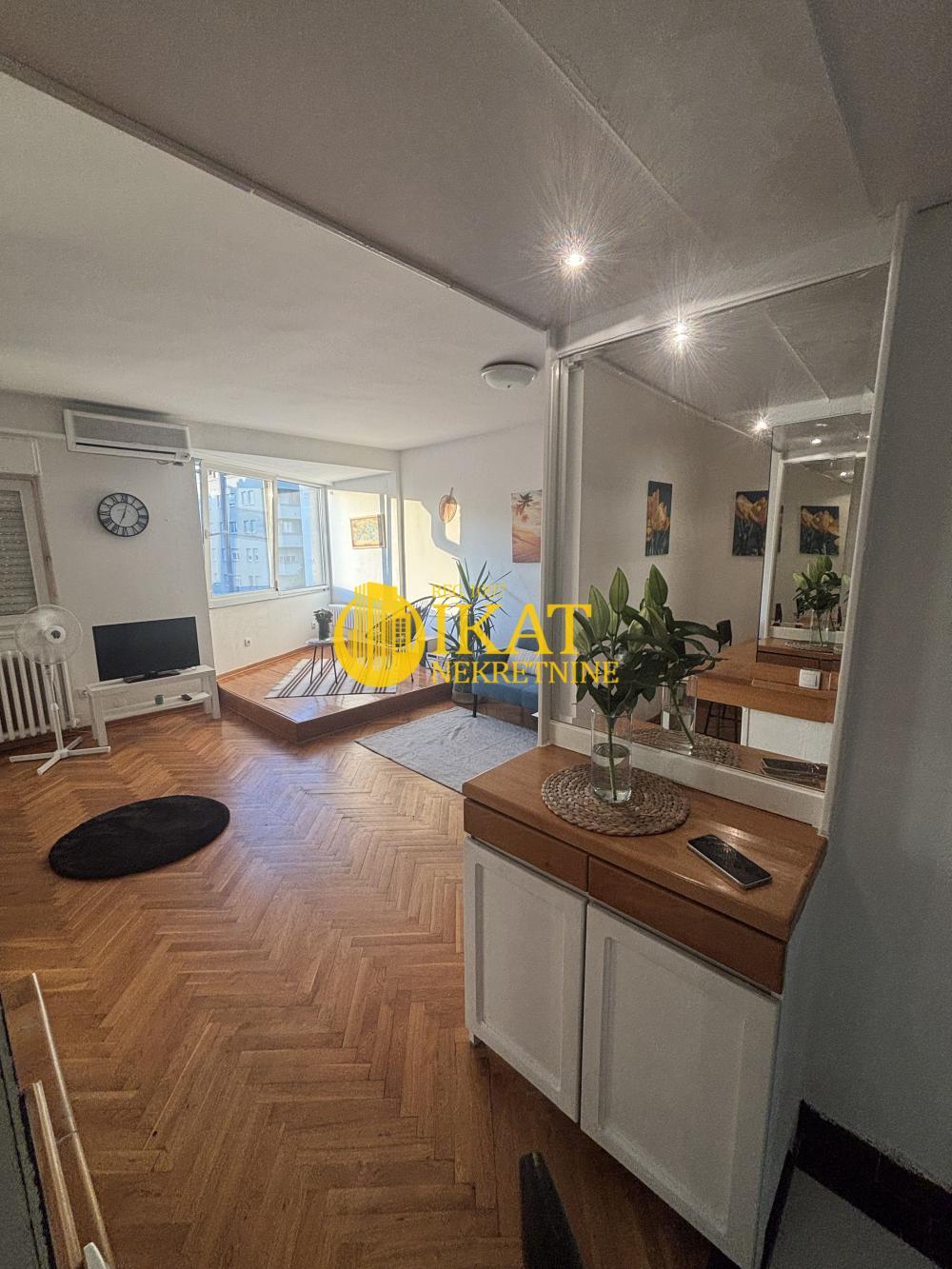 Slika 2 - Ustanička, Jednoiposoban stan na prodaju, 42m2, 159.000€