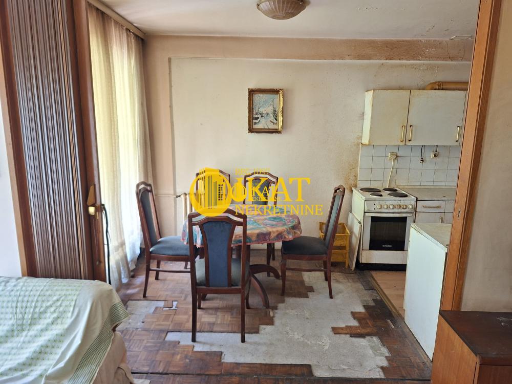 Slika 1 - Metohijska, Dvoiposoban stan na prodaju, 74m2, 259.000€
