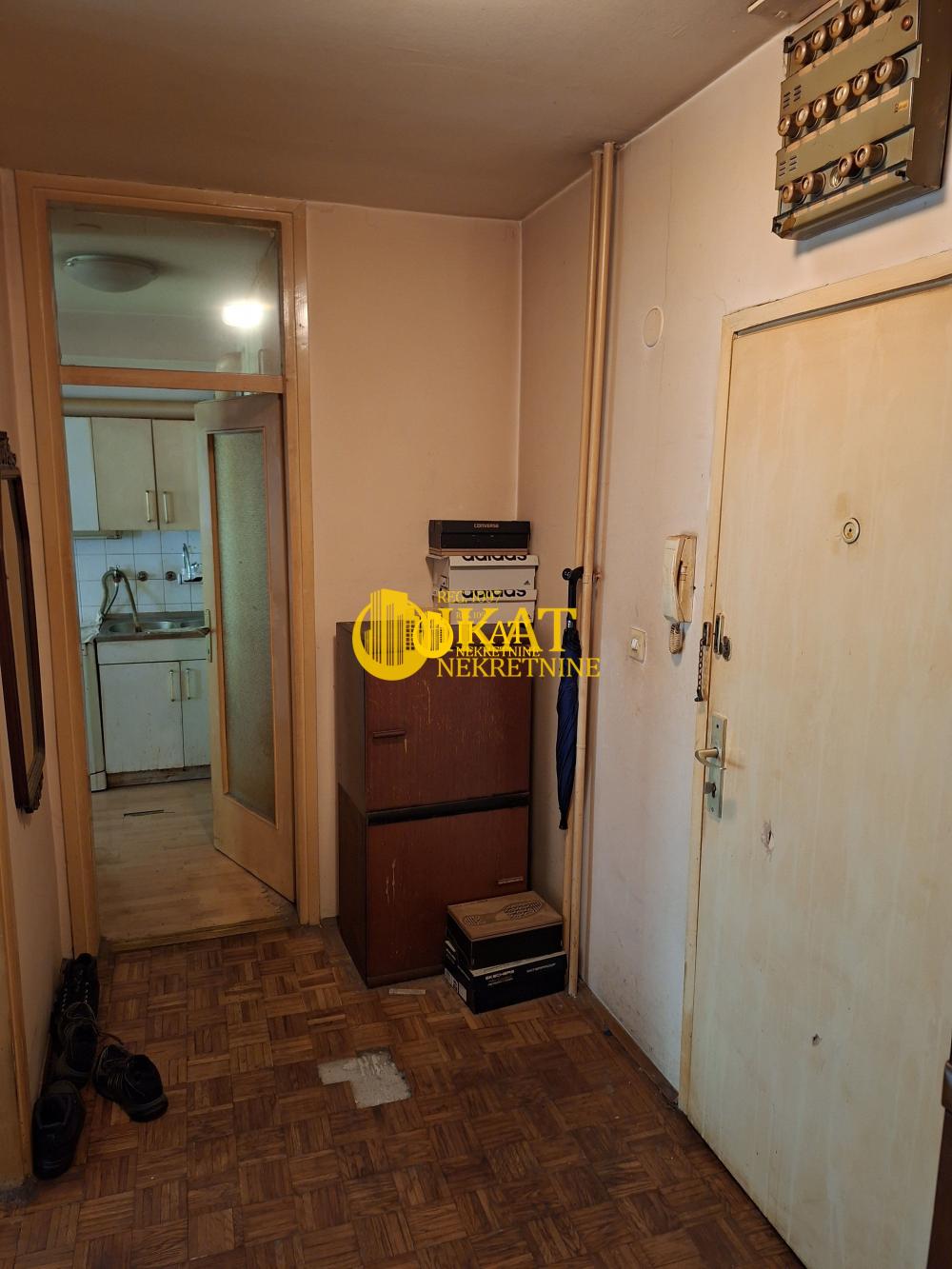 Slika 3 - Metohijska, Dvoiposoban stan na prodaju, 74m2, 259.000€