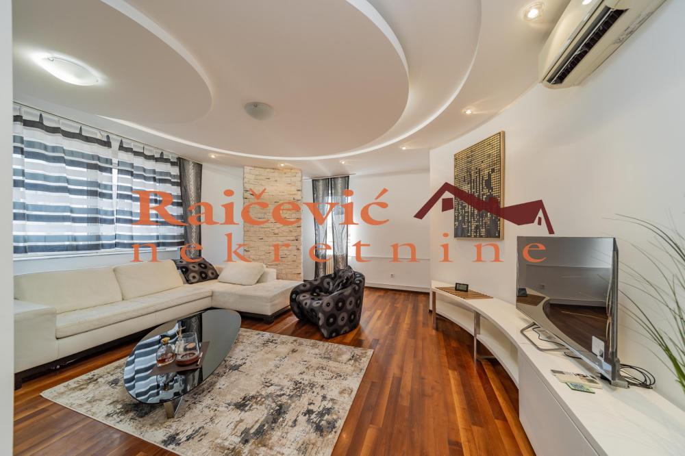 Slika 2 - Uzun Mirkova, Trosoban stan na prodaju, 98m2, 588.000€