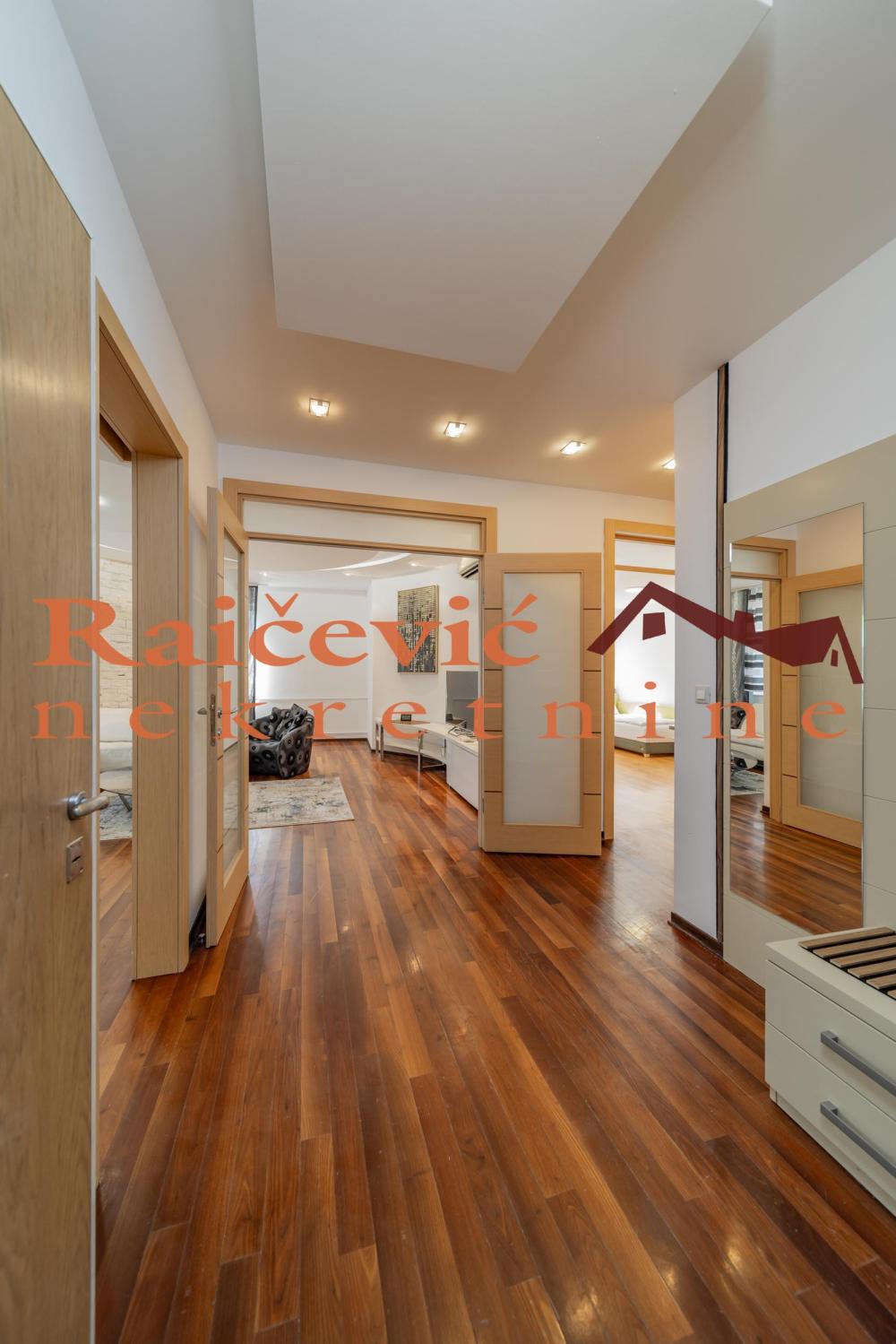 Slika 9 - Uzun Mirkova, Trosoban stan na prodaju, 98m2, 588.000€