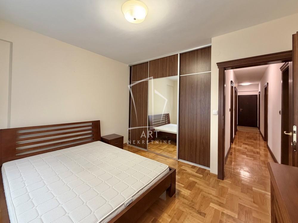 Slika 10 - Stojana Protića, Trosoban stan za izdavanje, 71m2, 1.000€