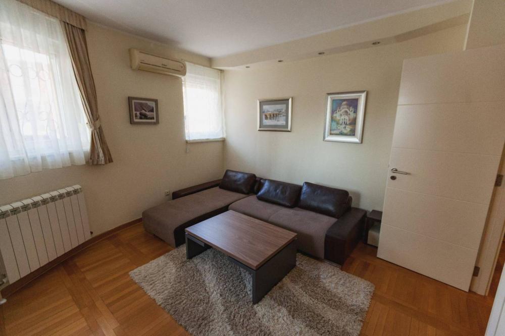 Glavna slika -Sazonova, Dvosoban stan za izdavanje, 47m2, 750€