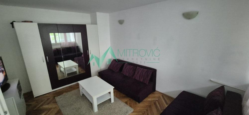 Glavna slika -Dvosoban stan za izdavanje, 56m2, 400€