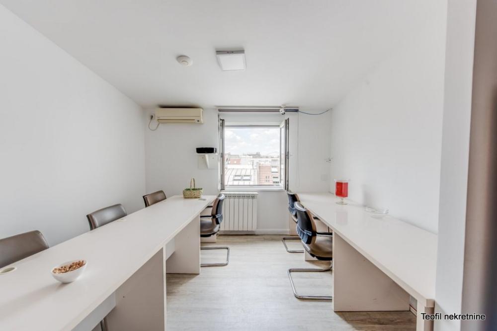 Slika 3 - Pećska, Petosoban stan na prodaju, 118m2, 349.000€