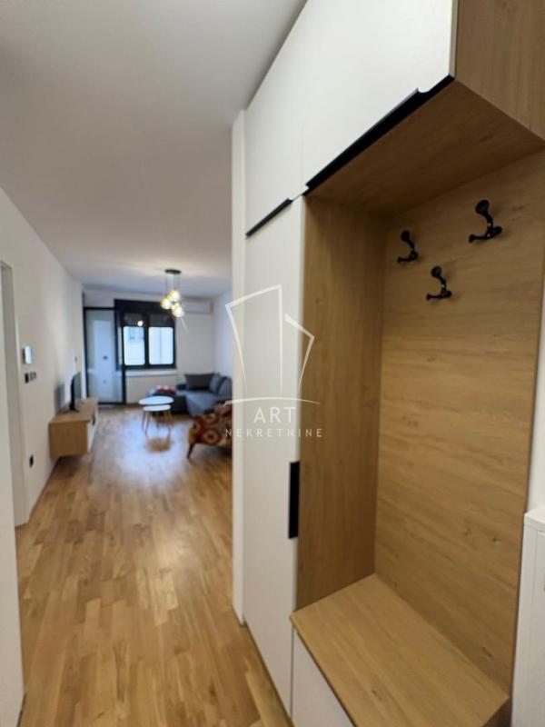 Slika 6 - Branka Pešića, Jednoiposoban stan za izdavanje, 43m2, 650€