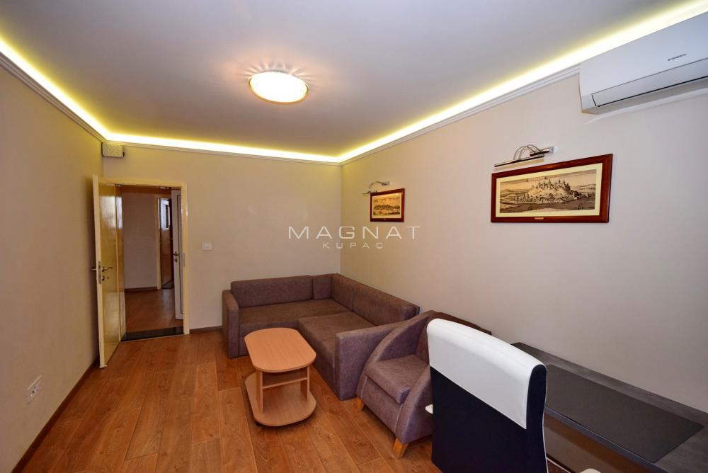 Slika 1 - Šantićeva, Dvosoban stan na prodaju, 65m2, 299.000€