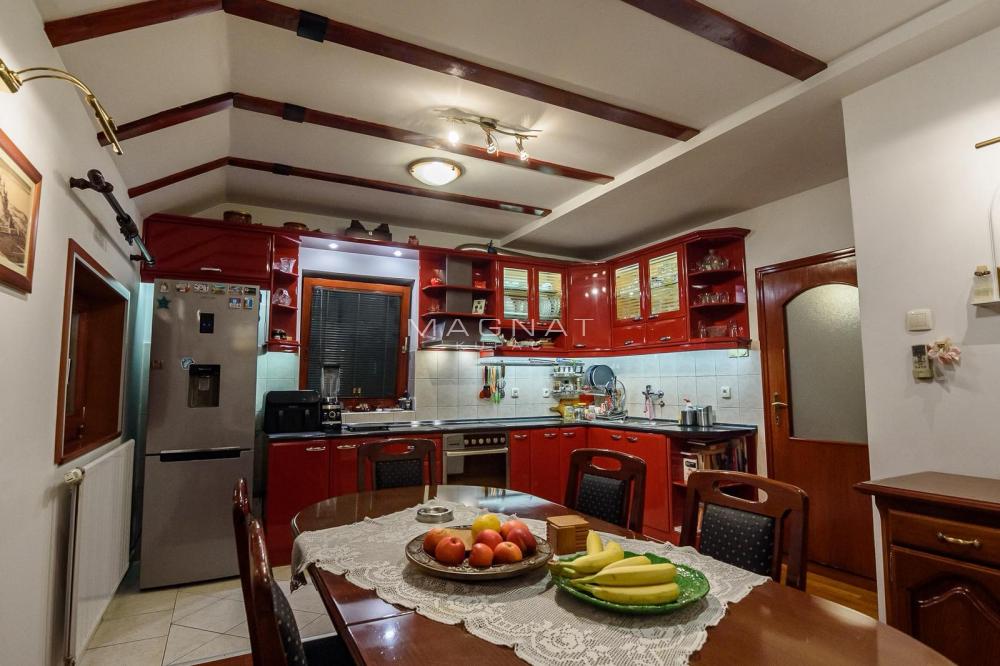 Slika 5 - Šantićeva, Četvorosoban stan na prodaju, 105m2, 395.000€