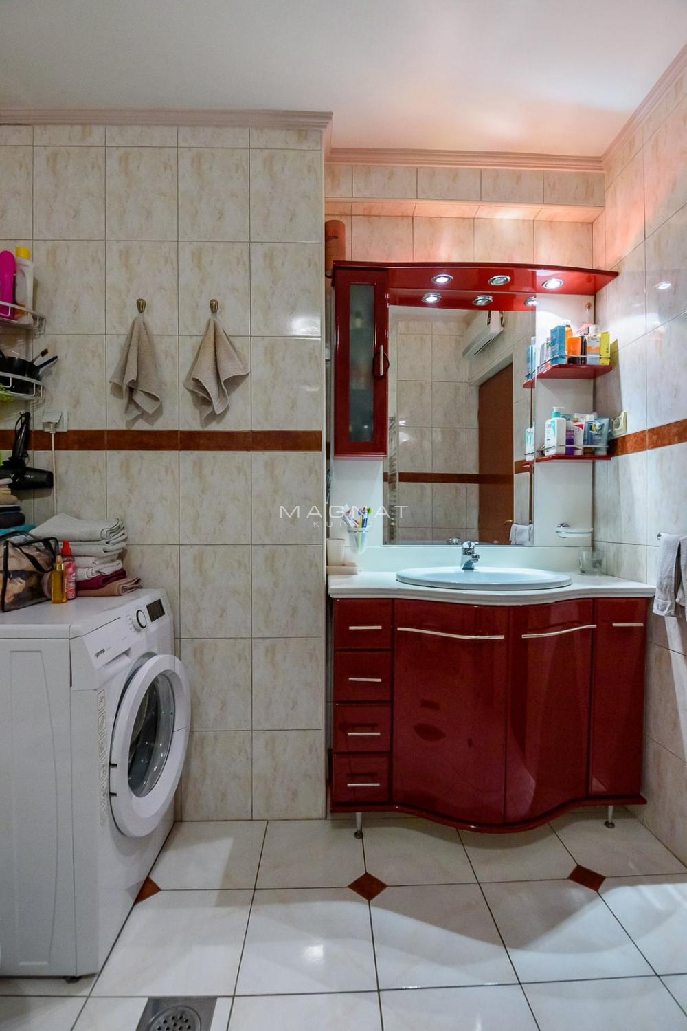 Slika 4 - Šantićeva, Četvorosoban stan na prodaju, 105m2, 395.000€