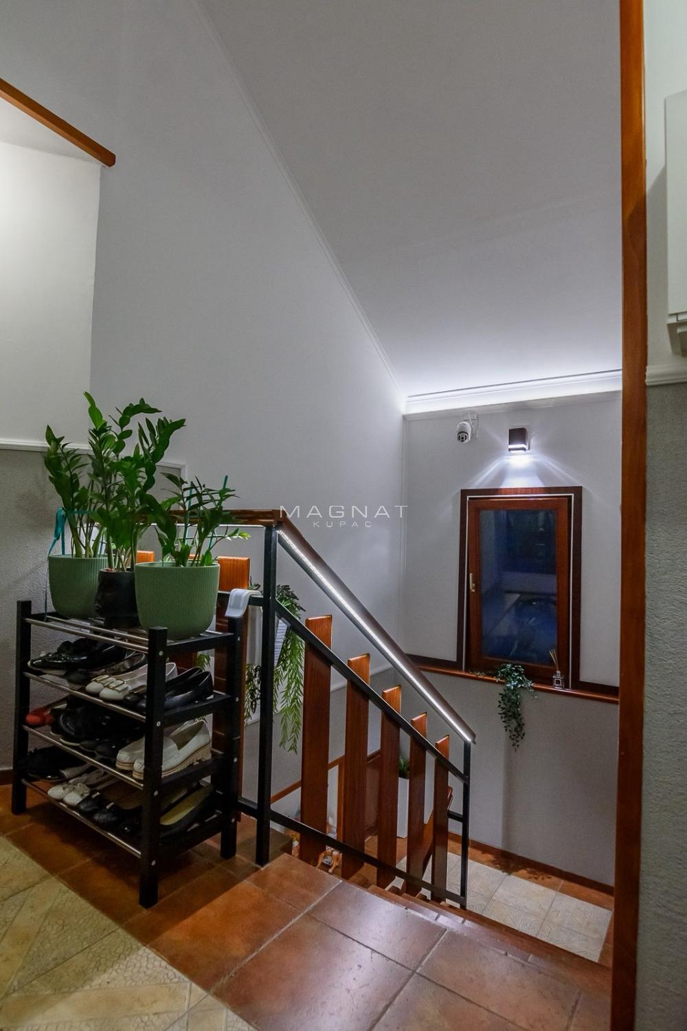 Slika 8 - Šantićeva, Četvorosoban stan na prodaju, 105m2, 395.000€