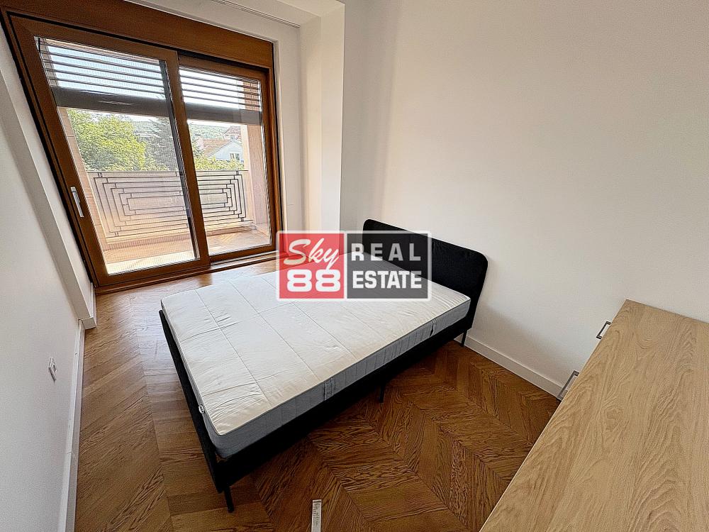 Slika 4 - Istarska, Četvorosoban stan za izdavanje, 120m2, 2.400€