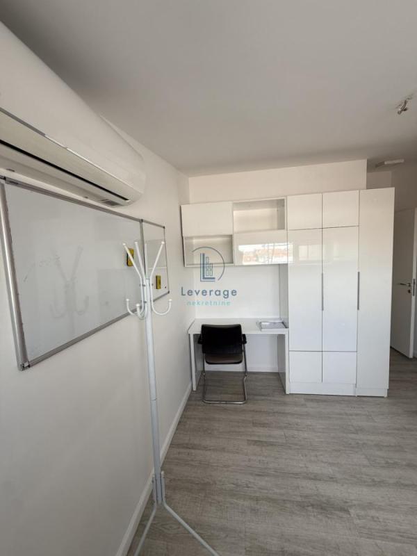 Slika 11 - Pećska, Petosoban stan na prodaju, 118m2, 349.000€
