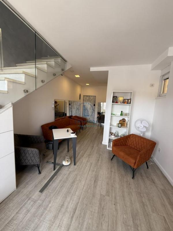 Slika 7 - Pećska, Petosoban stan na prodaju, 118m2, 349.000€