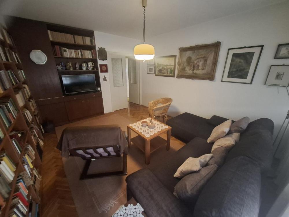 Slika 1 - Dvoiposoban stan za izdavanje, 75m2, 500€