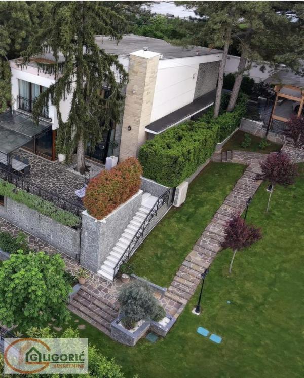 Slika 2 -  Kuća na prodaju, 380m2, 1.490.000€