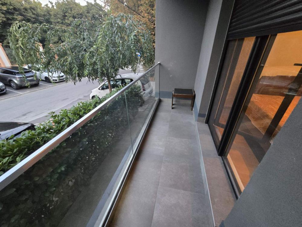 Slika 10 - Dobanovačka, Trosoban stan za izdavanje, 65m2, 700€