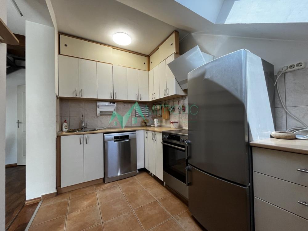 Slika 8 - Petosoban stan na prodaju, 129m2, 293.550€