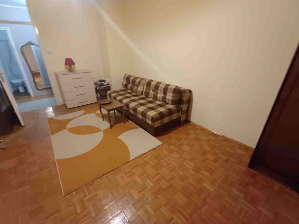 Slika 1 - Luke Vojvodića, Jednosoban stan za izdavanje, 40m2, 350€