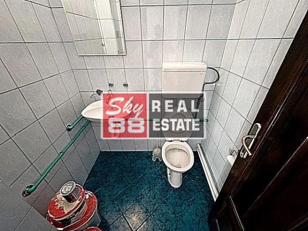 Slika 11 - Petosoban stan za izdavanje, 210m2, 2.350€