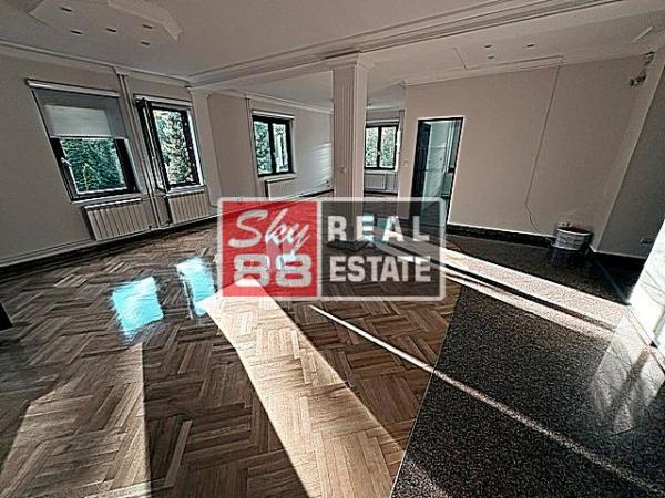 Slika 2 - Petosoban stan za izdavanje, 210m2, 2.350€