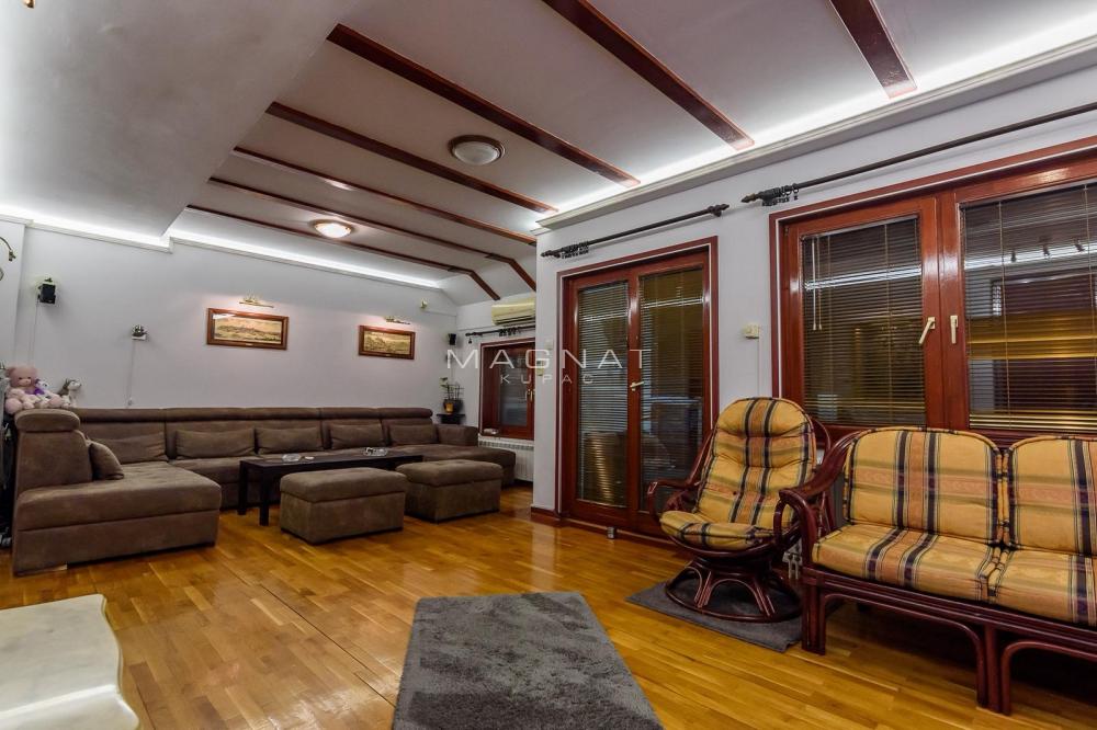 Slika 1 - Šantićeva, Četvorosoban stan na prodaju, 105m2, 395.000€