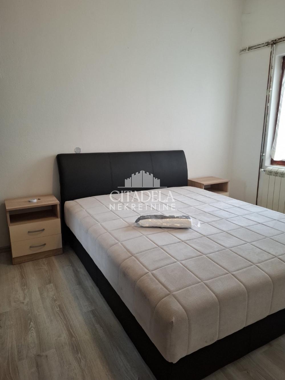 Slika 8 - Slobodana Jovića, Trosoban stan za izdavanje, 51m2, 450€