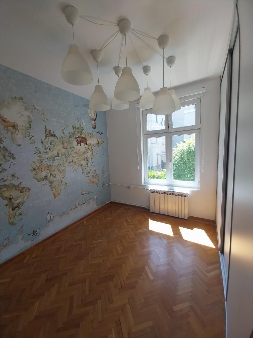 Slika 6 - Đorđa Vajferta, Trosoban stan za izdavanje, 130m2, 1.300€