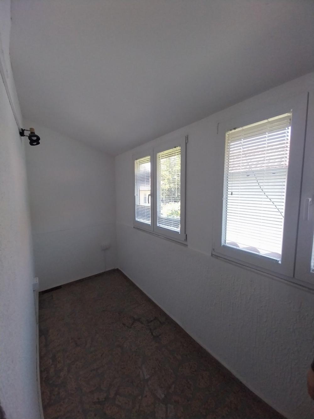 Slika 10 - Đorđa Vajferta, Trosoban stan za izdavanje, 130m2, 1.300€