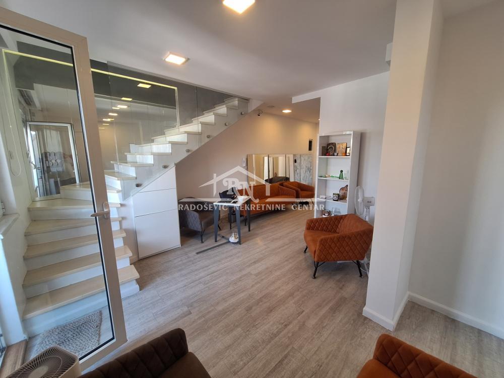 Glavna slika -Pećska, Četvoroiposoban stan na prodaju, 118m2, 349.000€