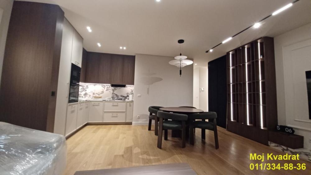 Slika 1 - Trosoban stan za izdavanje, 92m2, 2.300€