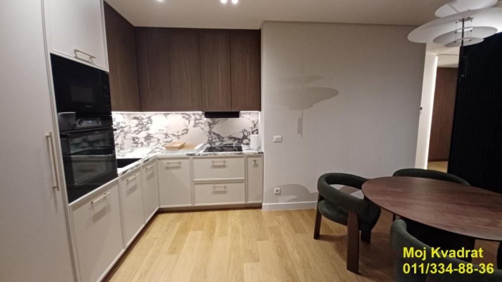 Slika 4 - Trosoban stan za izdavanje, 92m2, 2.300€
