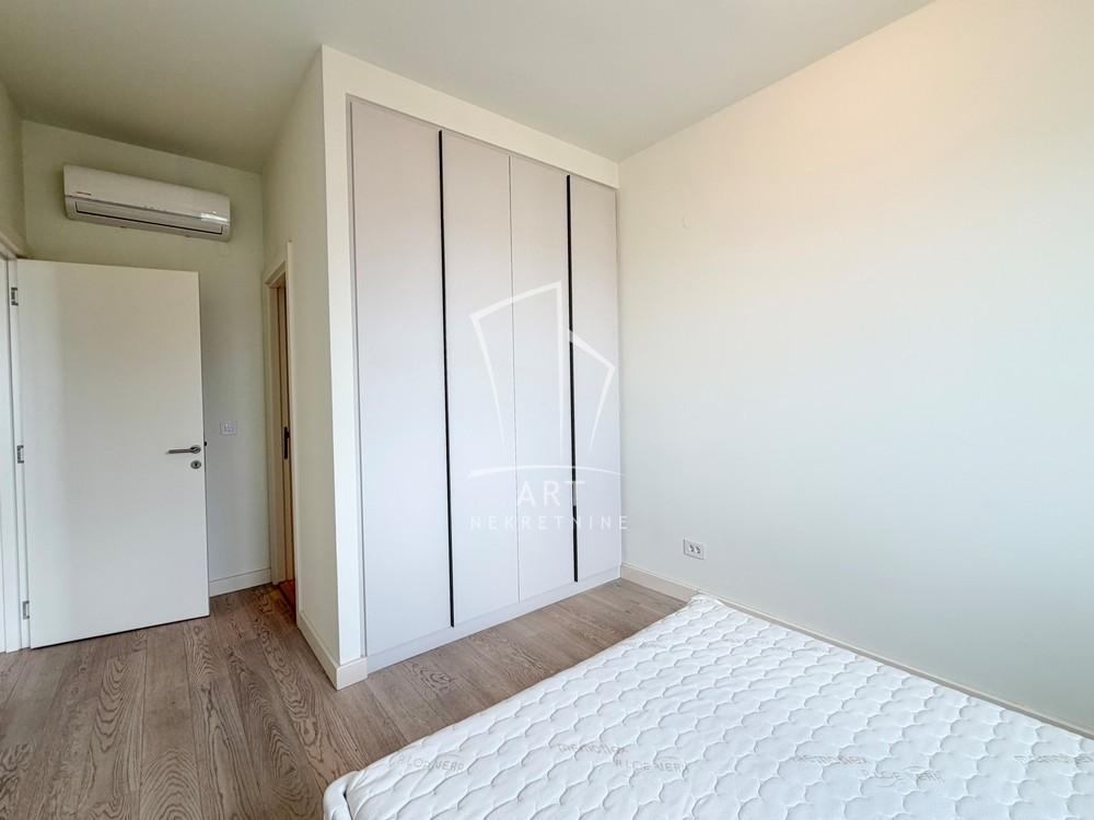Slika 9 - Luke Ćelovića Trebinjca, Trosoban stan za izdavanje, 72m2, 2.100€