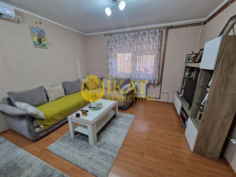 Slika 1 - Svetosavska,  Kuća na prodaju, 91m2, 185.000€