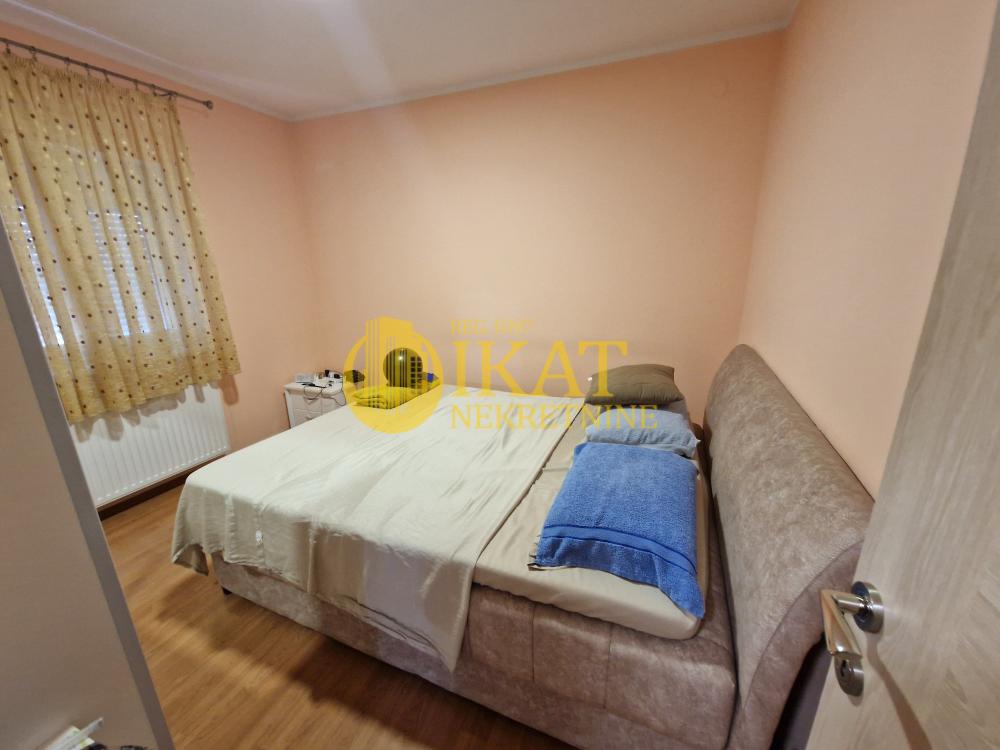 Slika 2 - Svetosavska,  Kuća na prodaju, 91m2, 185.000€