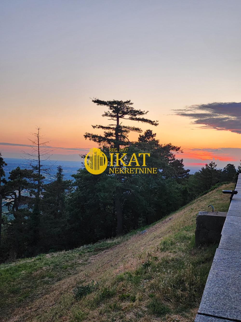 Slika 8 - Kragujevački put,  Kuća na prodaju, 220m2, 460.000€