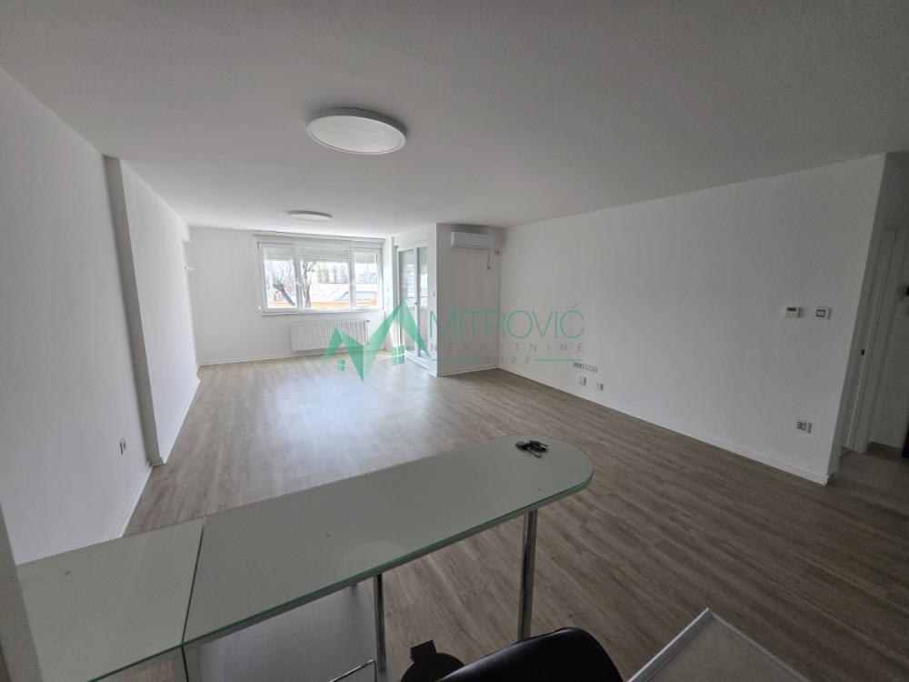 Slika 1 - Troiposoban stan na prodaju, 104m2, 370.800€