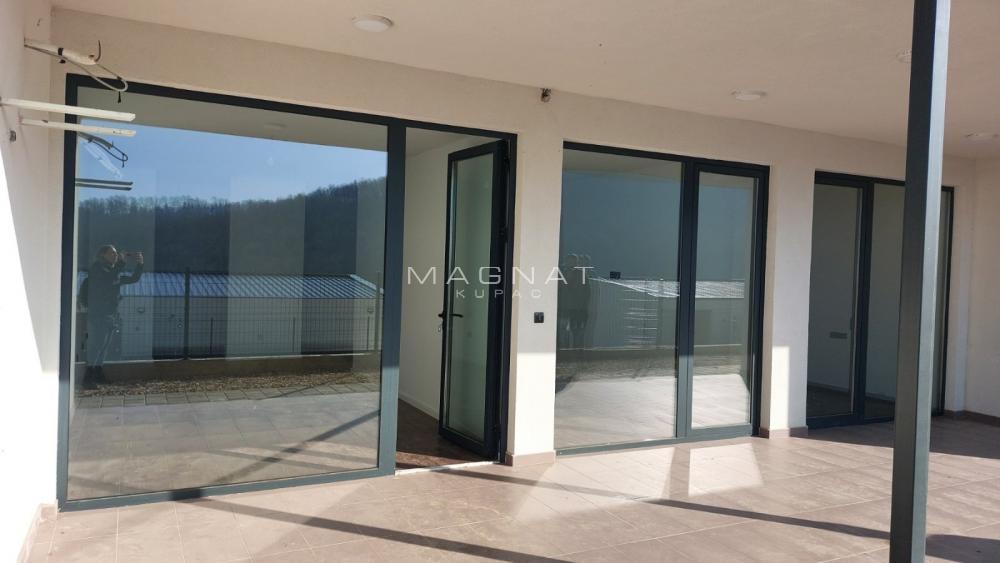 Glavna slika -Prvomajska, Trosoban stan na prodaju, 65m2, 116.700€