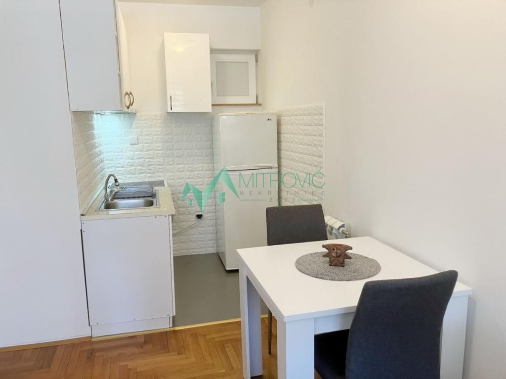 Slika 3 -  Stan za izdavanje, 28m2, 350€