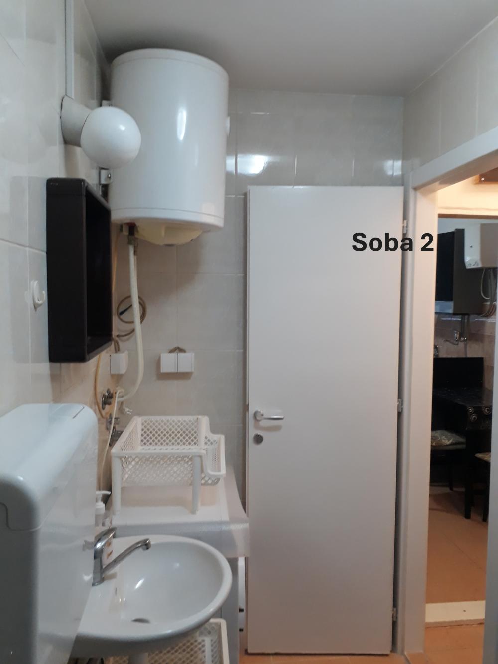 Slika 7 - Lovćenska,  Kuća za izdavanje, 130€