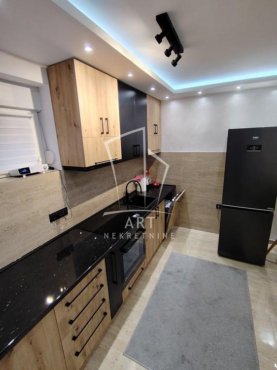 Slika 3 - Ugrinovački put 38. deo, Trosoban stan za izdavanje, 70m2, 650€