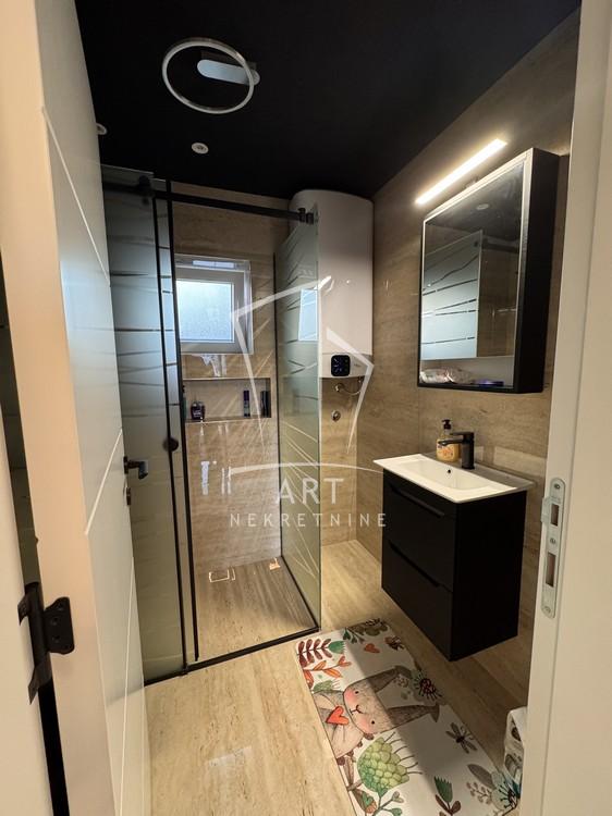 Slika 8 - Ugrinovački put 38. deo, Trosoban stan za izdavanje, 70m2, 650€