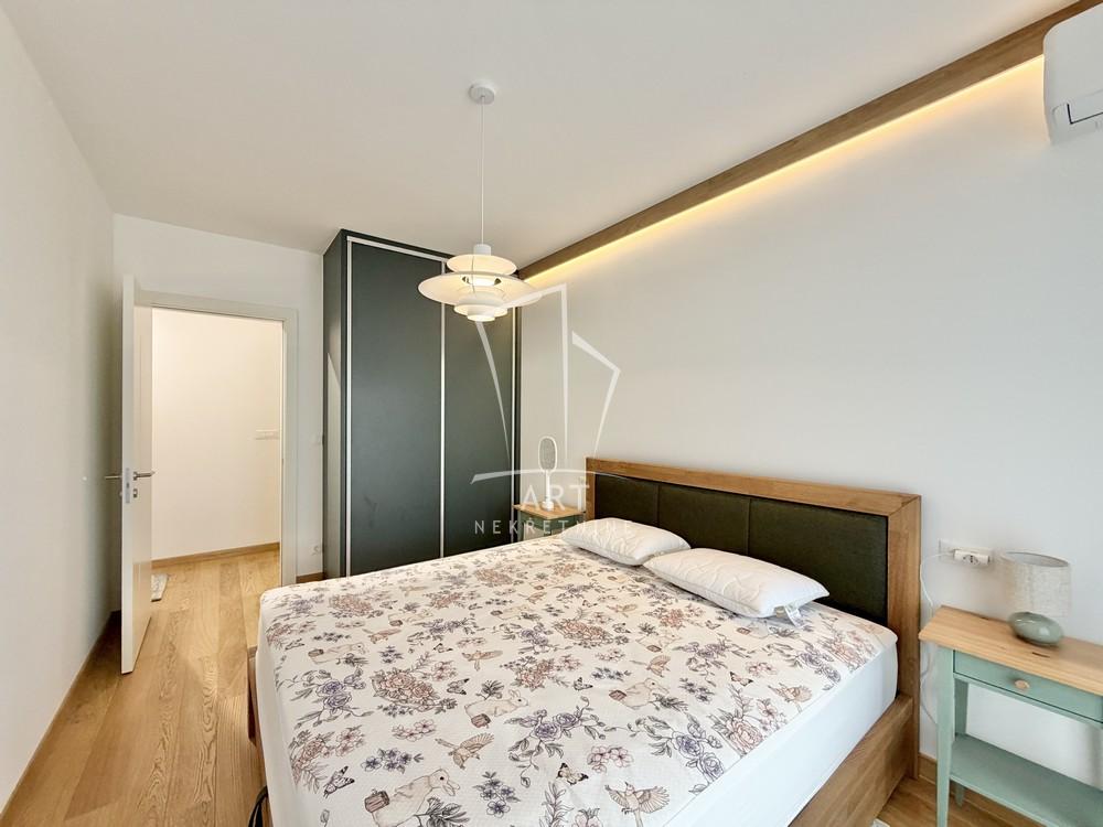 Slika 6 - Tadije Sondermajera, Trosoban stan za izdavanje, 130m2, 2.200€