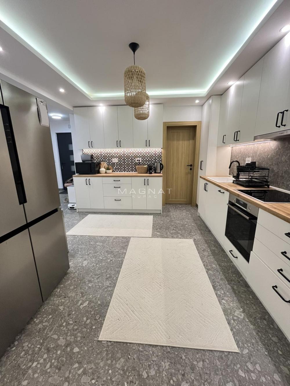 Slika 1 -  Kuća na prodaju, 160m2, 345.000€