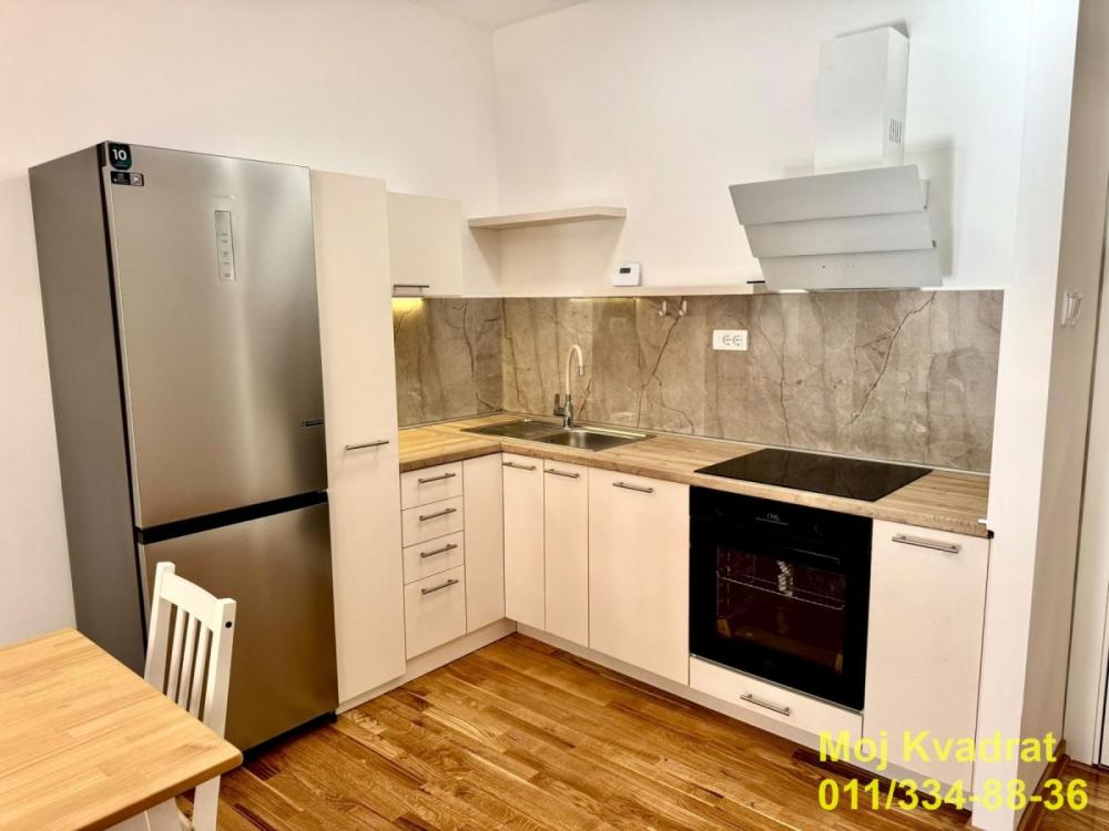 Slika 2 - Trosoban stan za izdavanje, 75m2, 800€